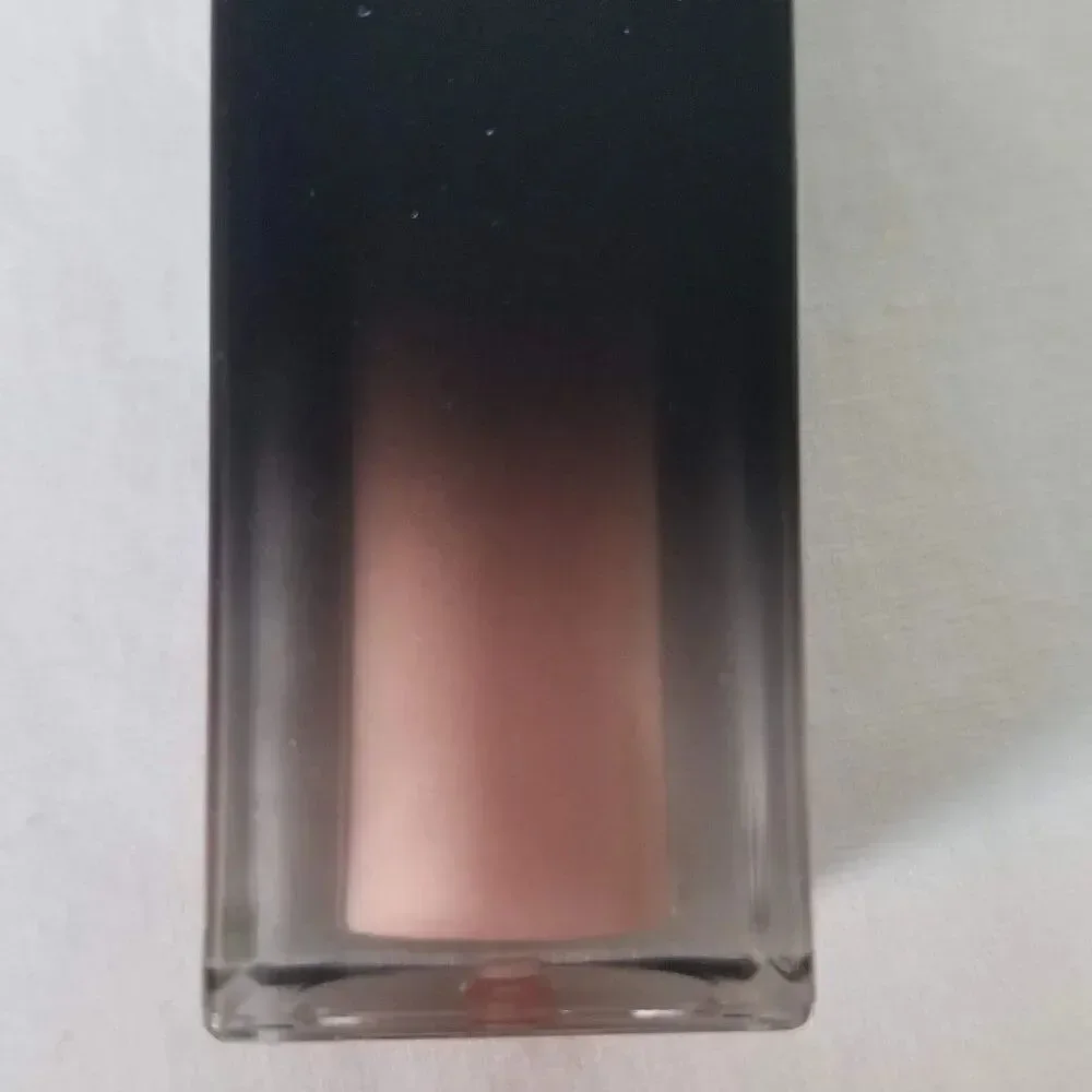 Mo Beauty - Mo-Shine Lip Gloss in Patricia's Sister